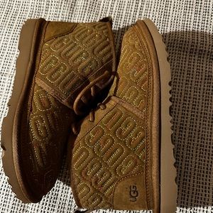 Ugg Neumel boots